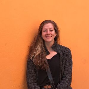 Meet your Posher, Alyssa